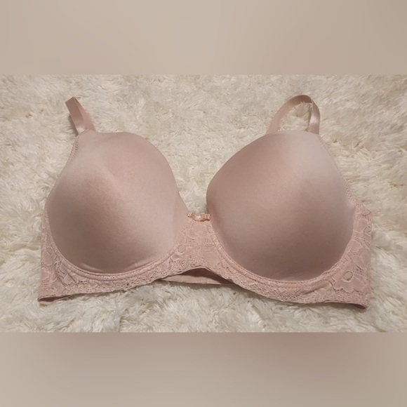 DELTA BURKE Lightly Lined Underwire Sweater Bra Peach Size 40D EUC - Picture 1 of 7